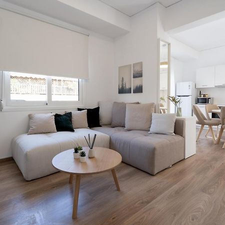 Athens Hideout Apt, Big Rooftop With City Viewアパートメント エクステリア 写真
