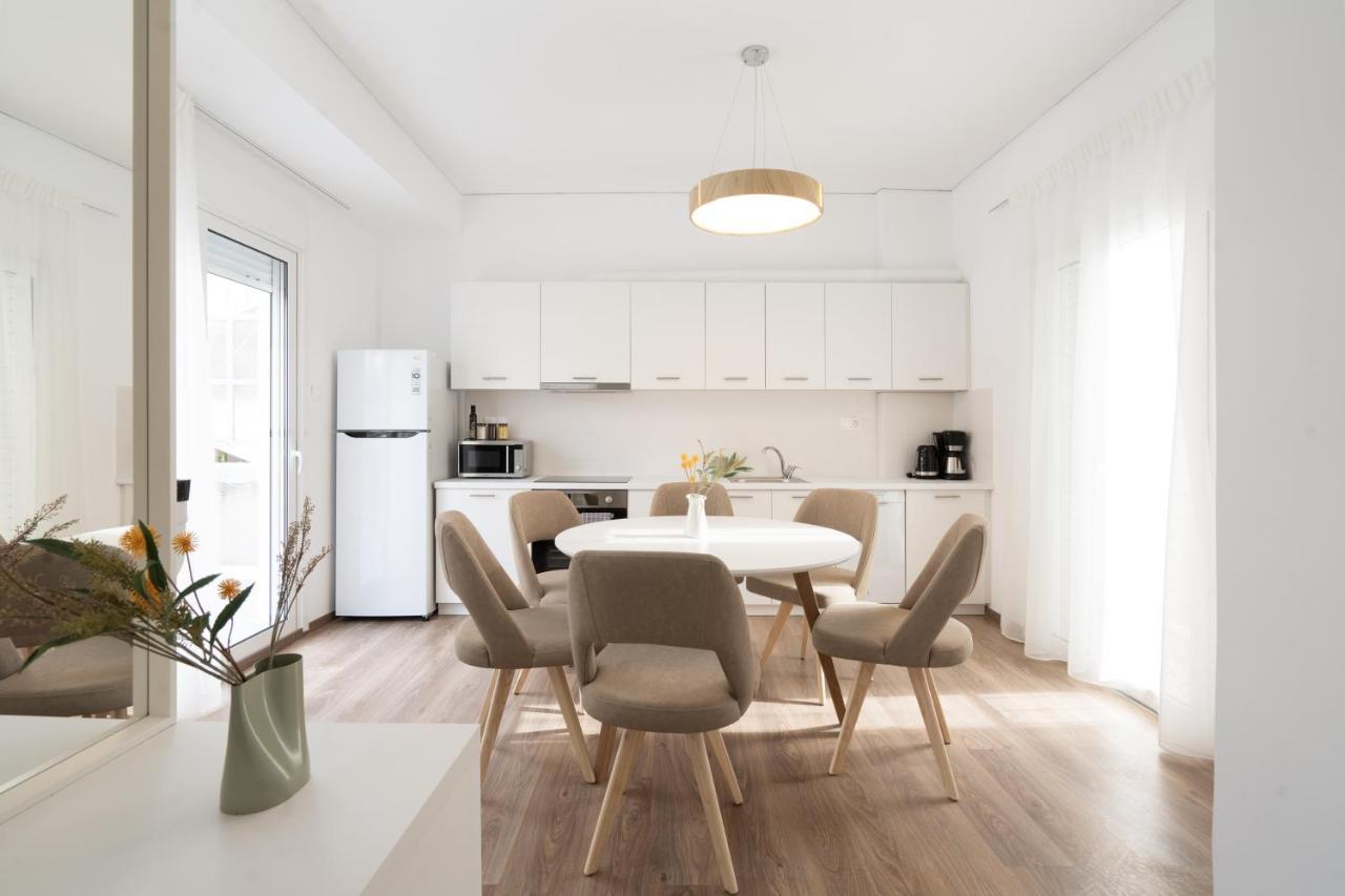 Athens Hideout Apt, Big Rooftop With City Viewアパートメント エクステリア 写真