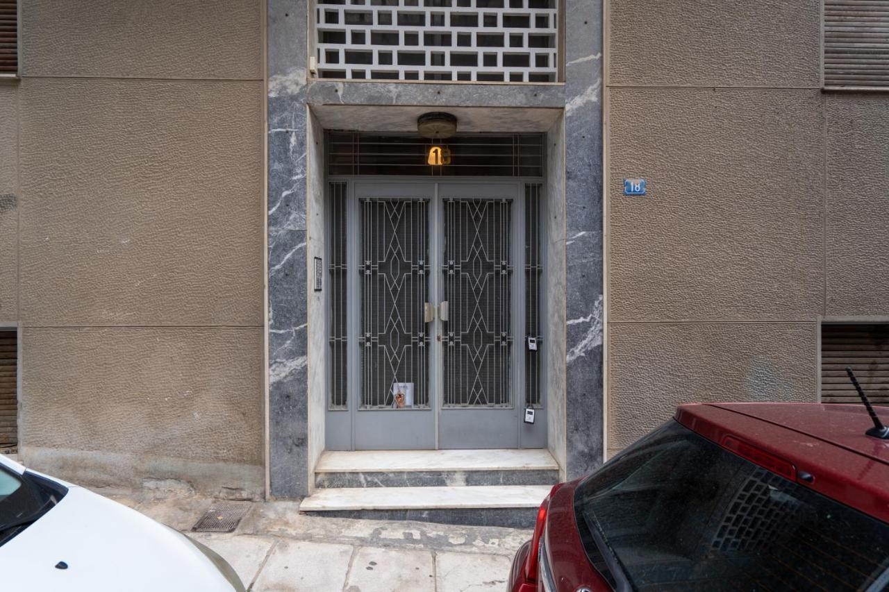 Athens Hideout Apt, Big Rooftop With City Viewアパートメント エクステリア 写真